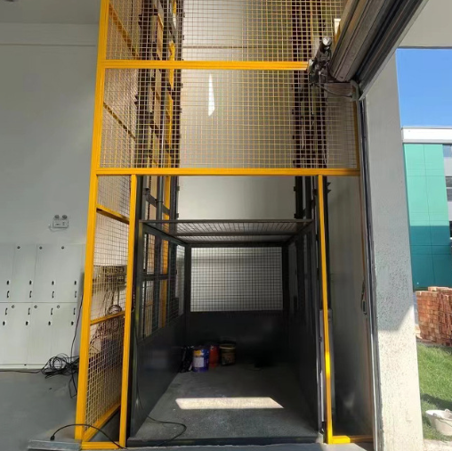 吕梁导轨式升降机助力物流园破解运输难题